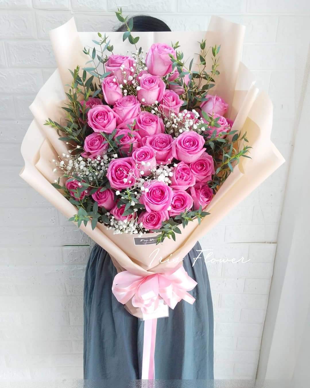 ช่อดอกกุหลาบสีชมพู 30 ดอก
