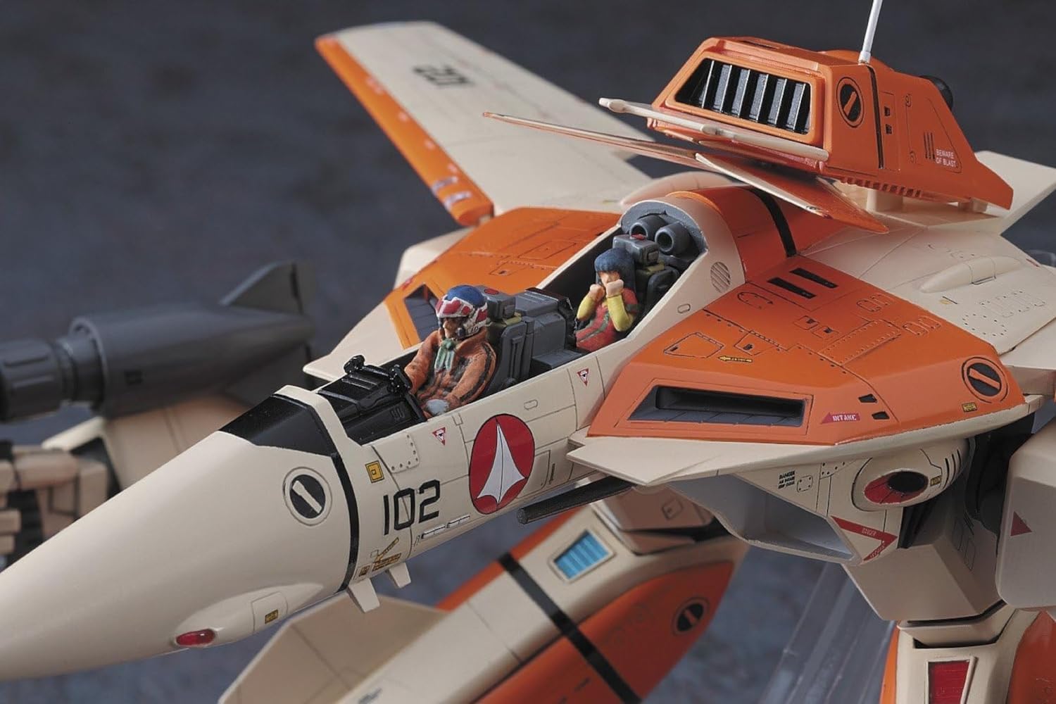 **MTS Toys**Hasegawa Macross 1/72 : VF-1D Gerwalk Valkyrie