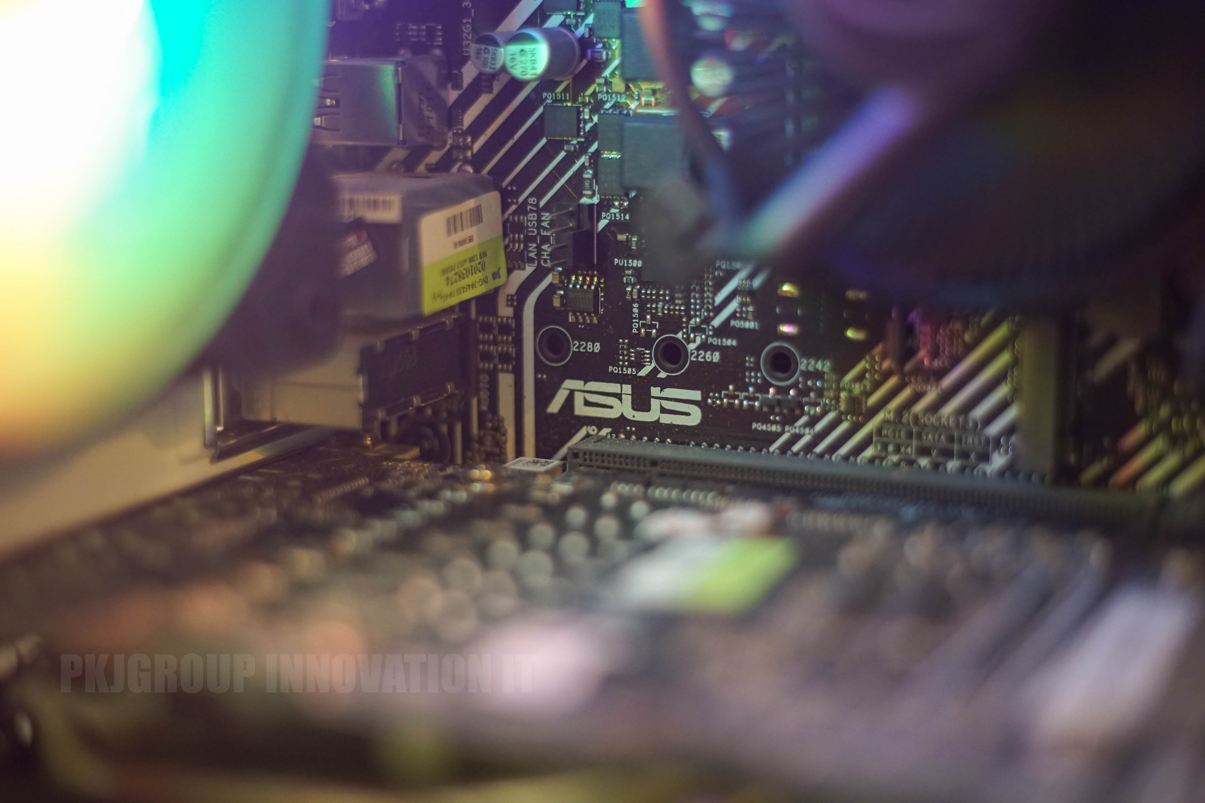 คอมเล่นเกมมือสอง i3-10105 RAM 16 GB GTX1660 Super SSD 120 GB HDD 1 TB