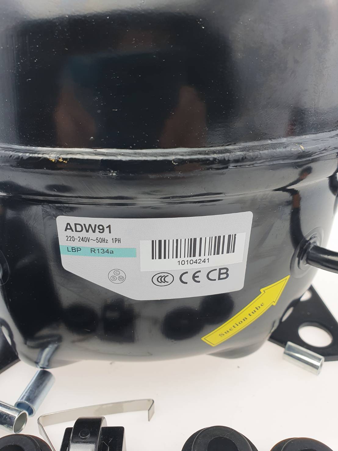 ADW91 คอมเพรสเชอร์ 1/3 แรงม้า R134a LBP สำหรับตู้แช่ ตู้เย็น Compressor ของใหม่ พร้อมอุปกรณ์ ดีเลย์ โอเวอร์โหลด