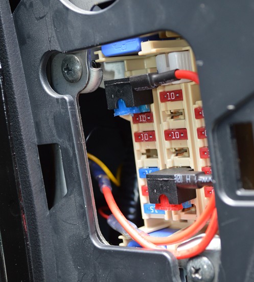 ฟิวส์แท็ป Micro Fuse Tab อุปกรณ์ต่อไฟในรถไม่ต้องตัดต่อสาย