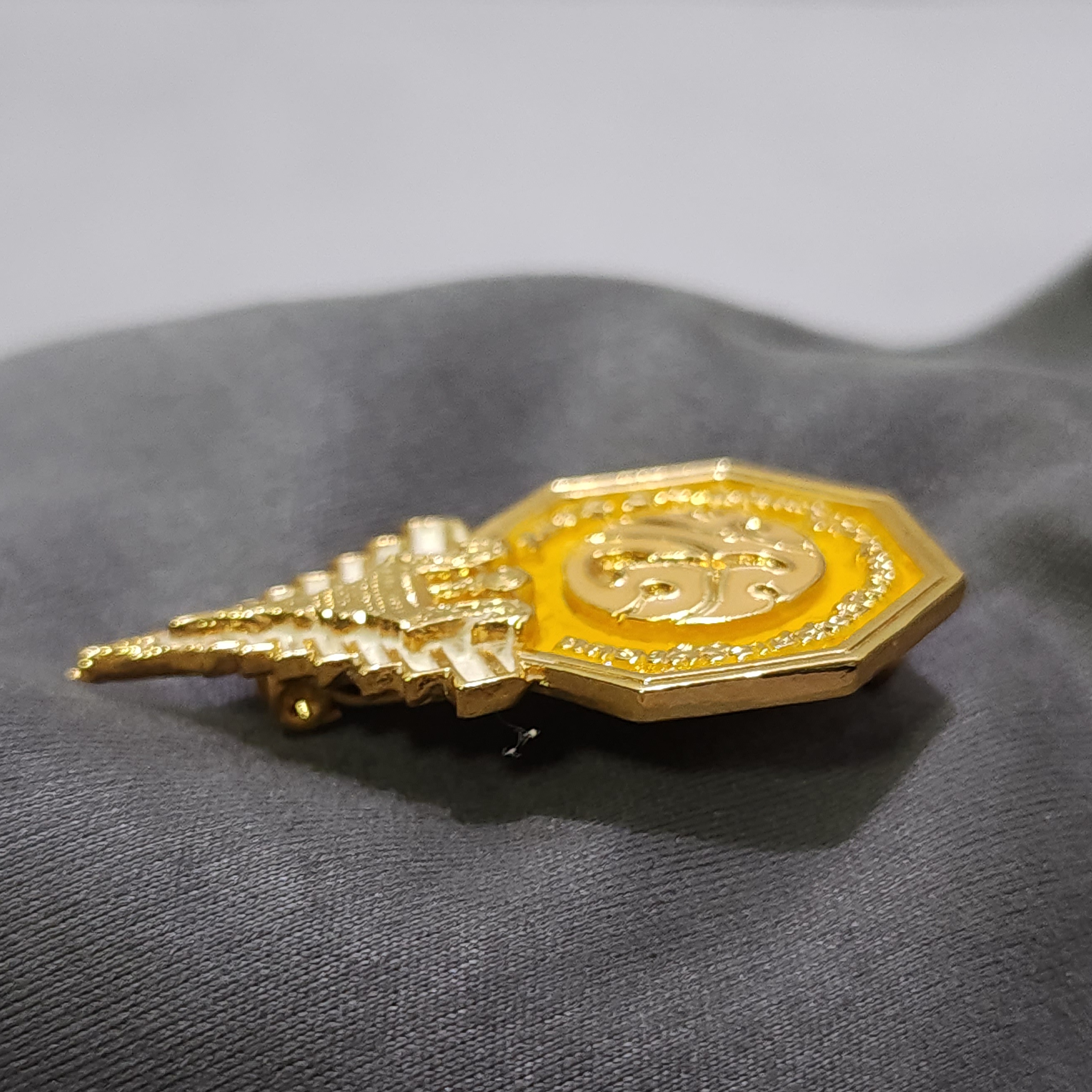 เข็มกลัด ภปร เข็มพระราชทาน ฉลองสิริราชสมบัติครบ 60 ปี ร9