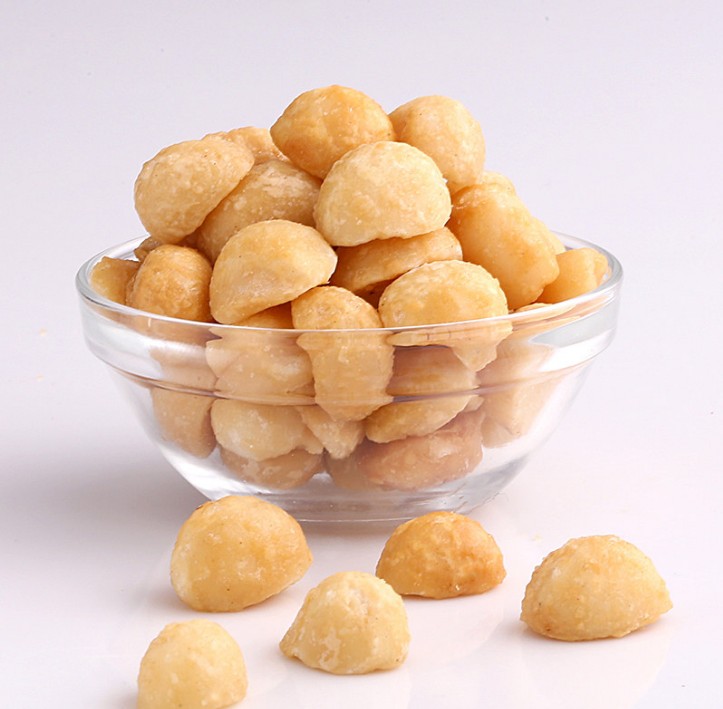 แมคคาเดเมียอบน้ำผึ้ง ตรากะรอก 三只松鼠 (135 g)