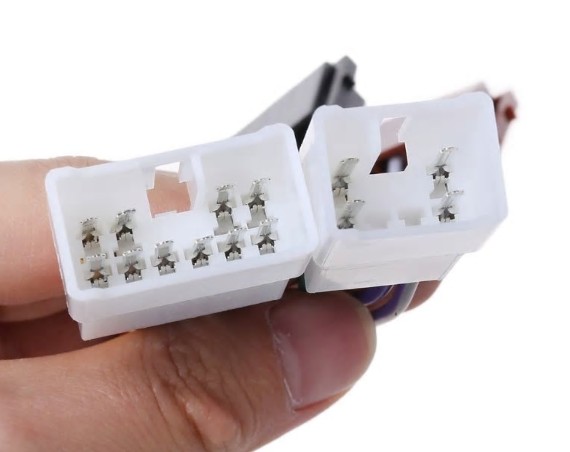 ปลั๊กตรงรุ่น Toyota สำหรับ 2din Pioneer ไม่ตัดต่อสายไฟ