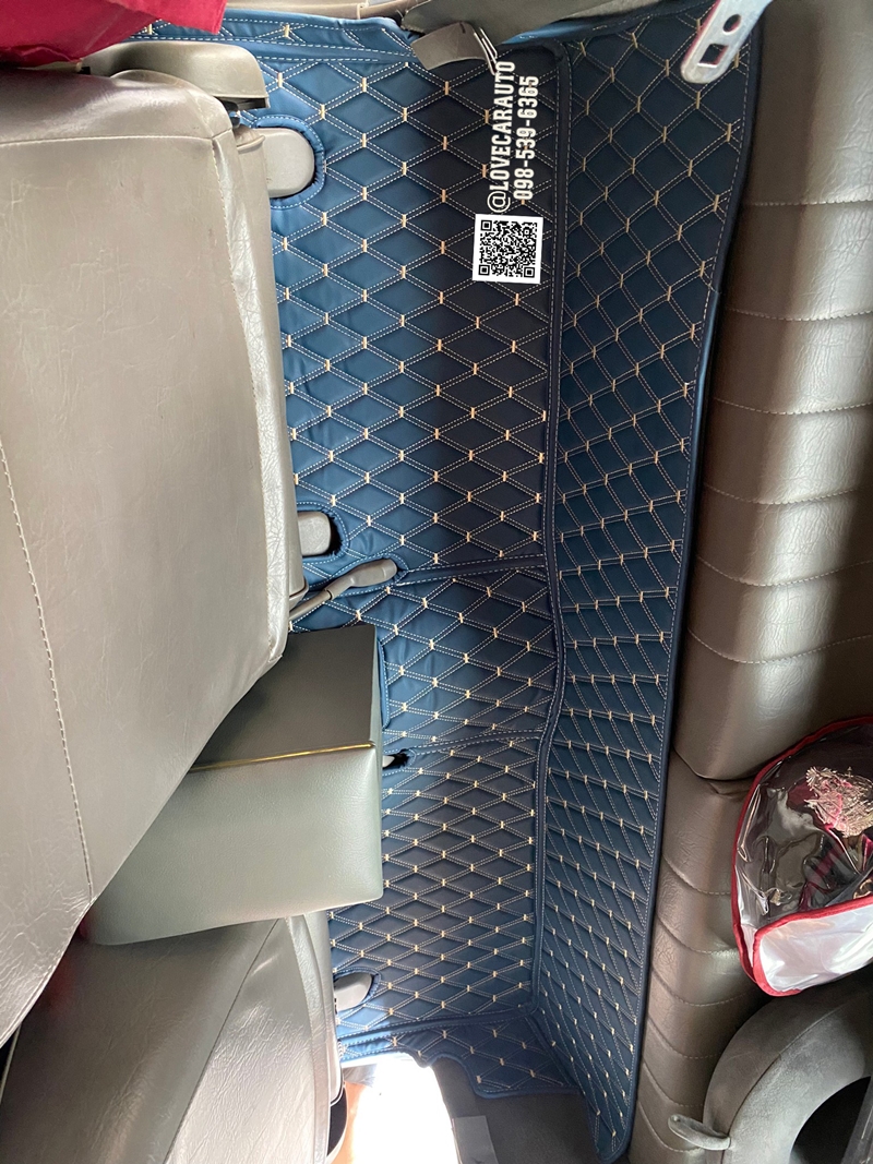 พรมปูพื้นรถยนต์ Isuzu TFR cab Vvipด้ายคู่ สีน้ำเงินด้ายทอง