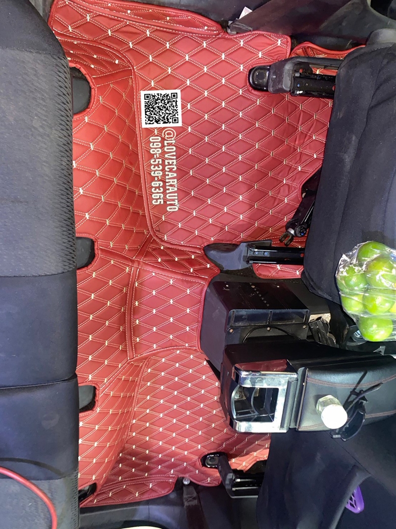 พรมปูพื้นรถยนต์6DToyota Avanza 2012 VVIPสีแดงไวน์