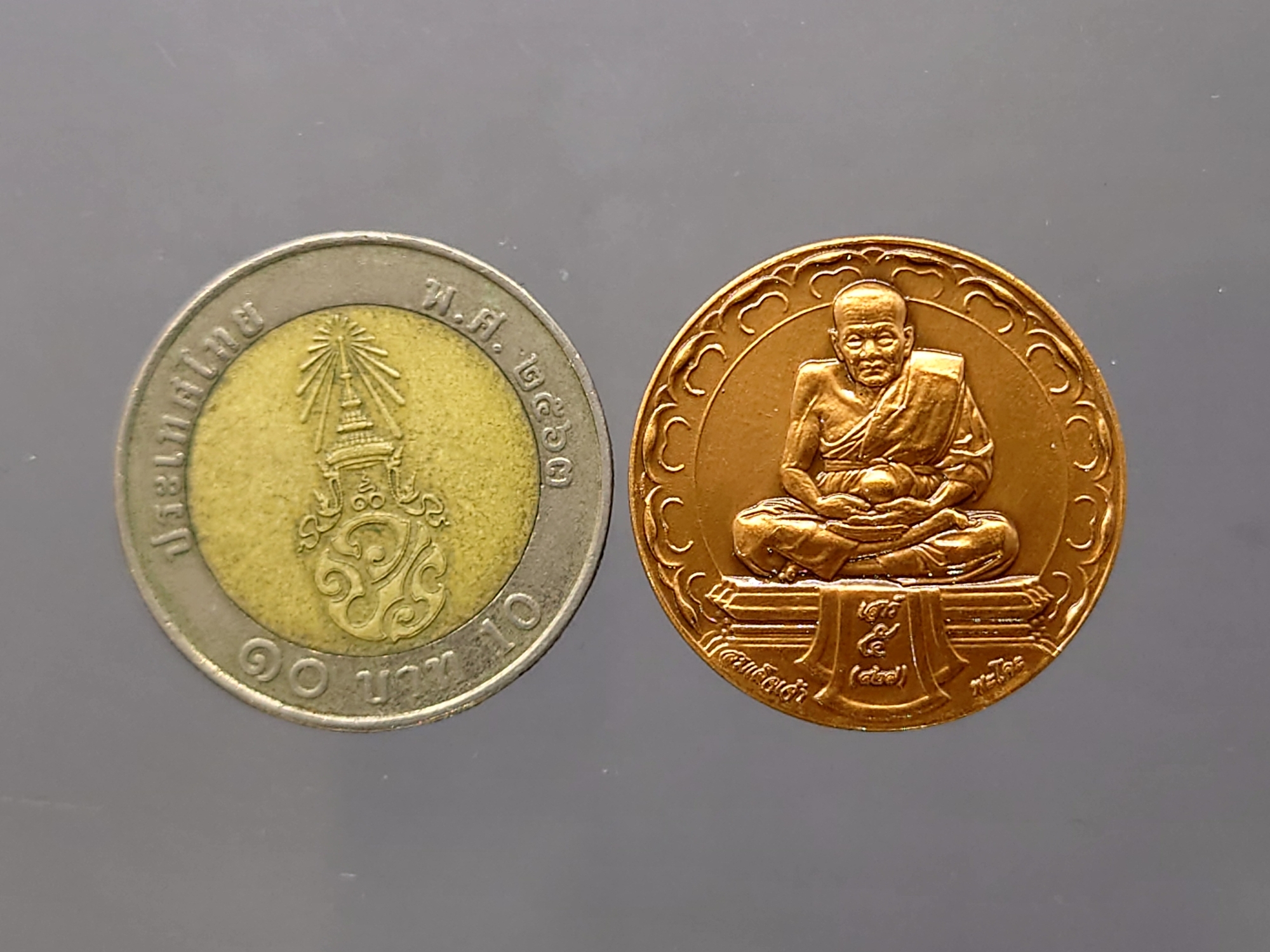 หลวงปูทวด สมเด็จเจ้าพะโคะ รุ่นเสาร์ 5 ครบรอบ 427 ปี หลวงพ่อทวด วัดพะโคะ ปี 2553 เนื้อทองแดงซาติน พร้อมตลับเดิม