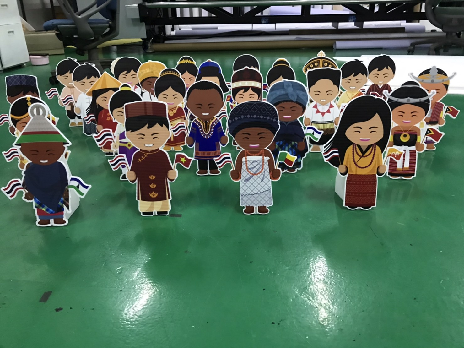 ป้ายสแตนดี้พีพีบอร์ด ตัวการ์ตูน แสดงความเป็นไทย