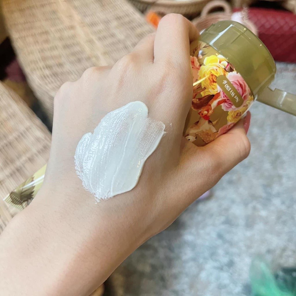 ครีมกันแดดอะโวคาโด้ มิลค์spf 60 pa+++MAYZIIO