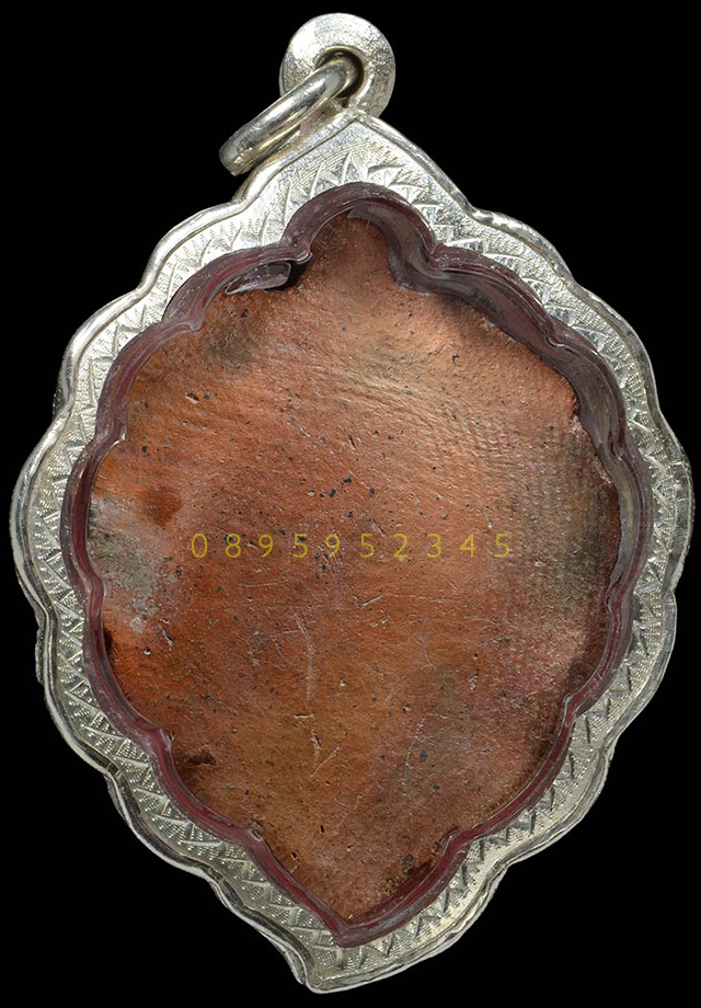 พระเนื้อดิน พิมพ์ใบโพธิ์ใหญ่ หลวงพ่อลี วัดอโศการาม สมุทรปราการ