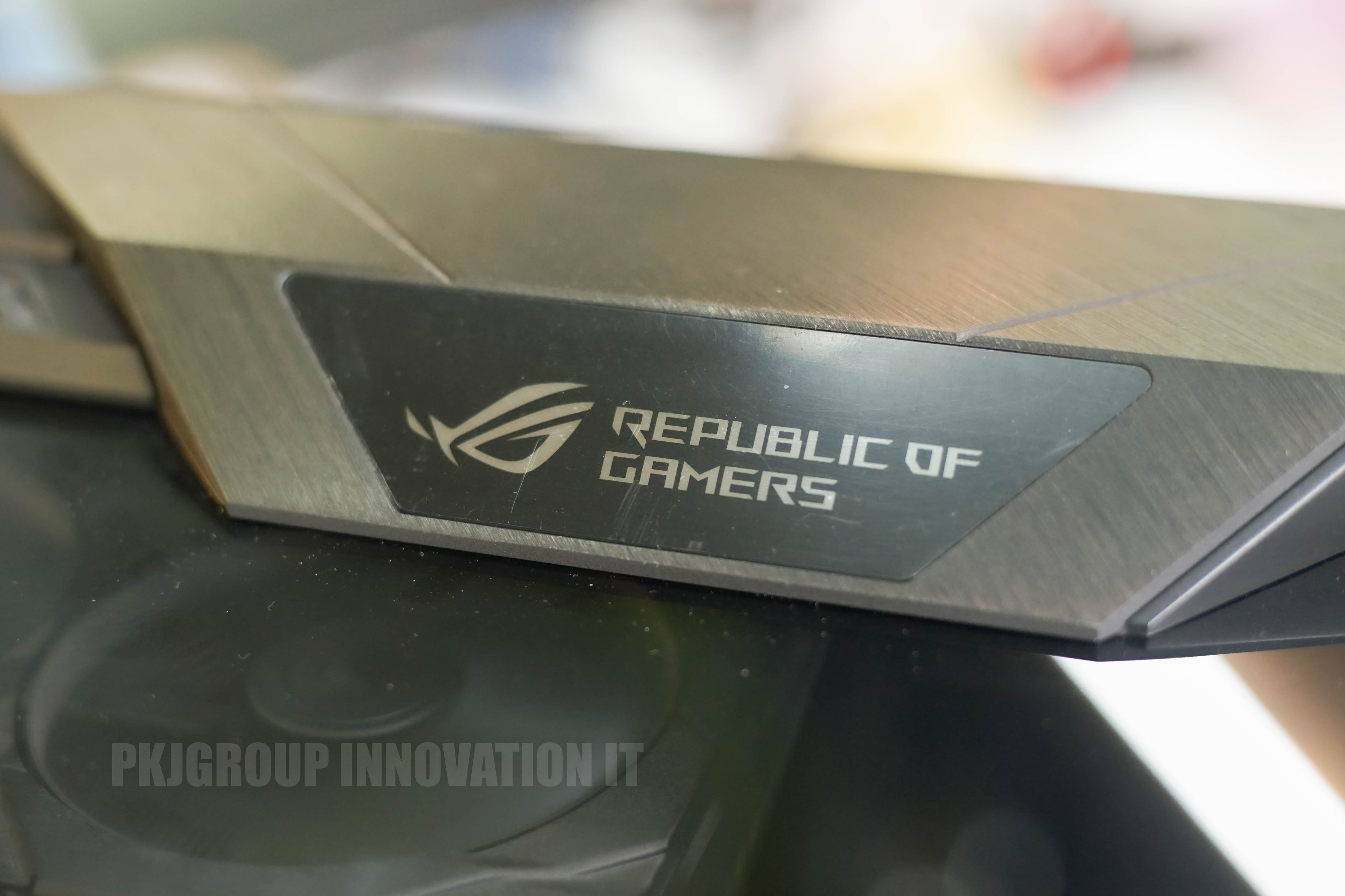 คอมประกอบขนาดเล็ก Asus ITX i7-12700KF RAM 32GB SSD 1 TB 2 ตัว RTX3070TI