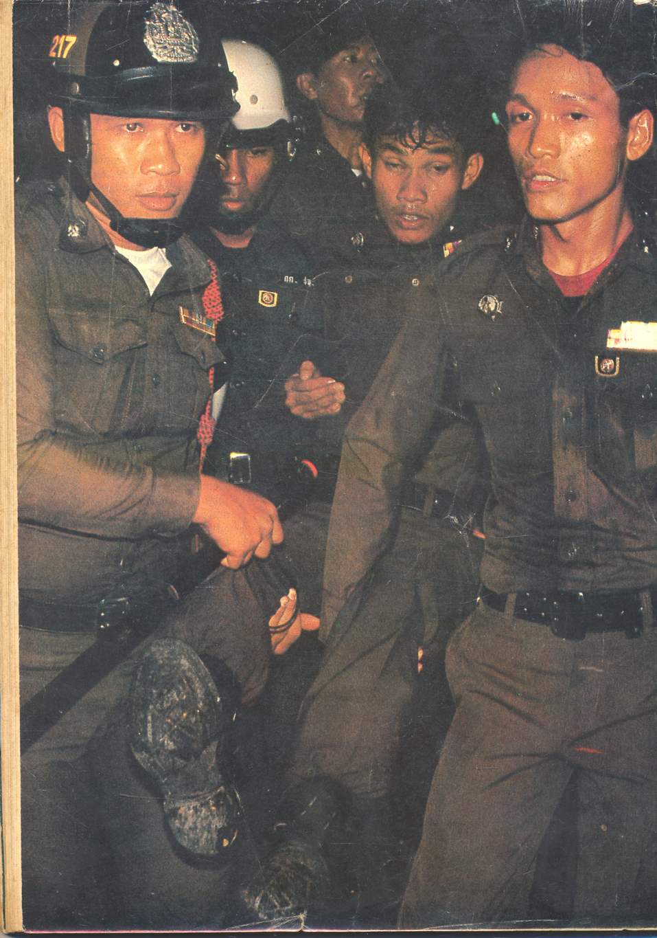 รวมภาพเหตุการณ์ ภาพประวัติศาสตร์เลือด 14 ตุลามหาวิปโยค