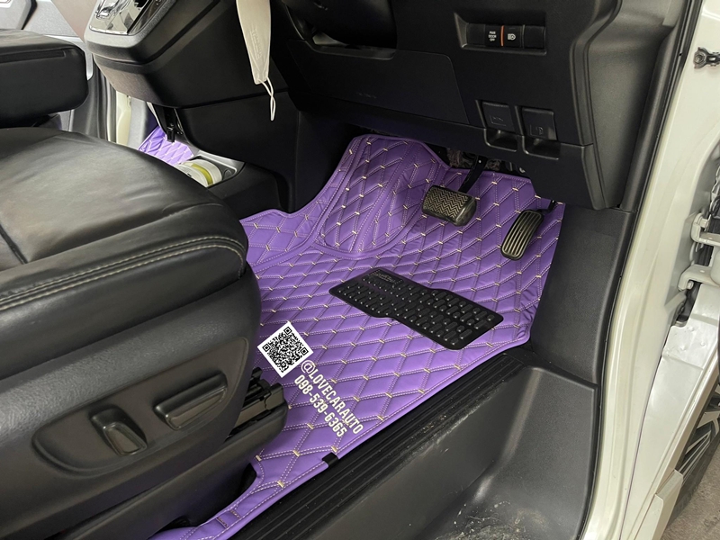 พรมปูพื้นรถยนต์ 6D Toyota Majesty 2020 สีม่วงด้ายทอง