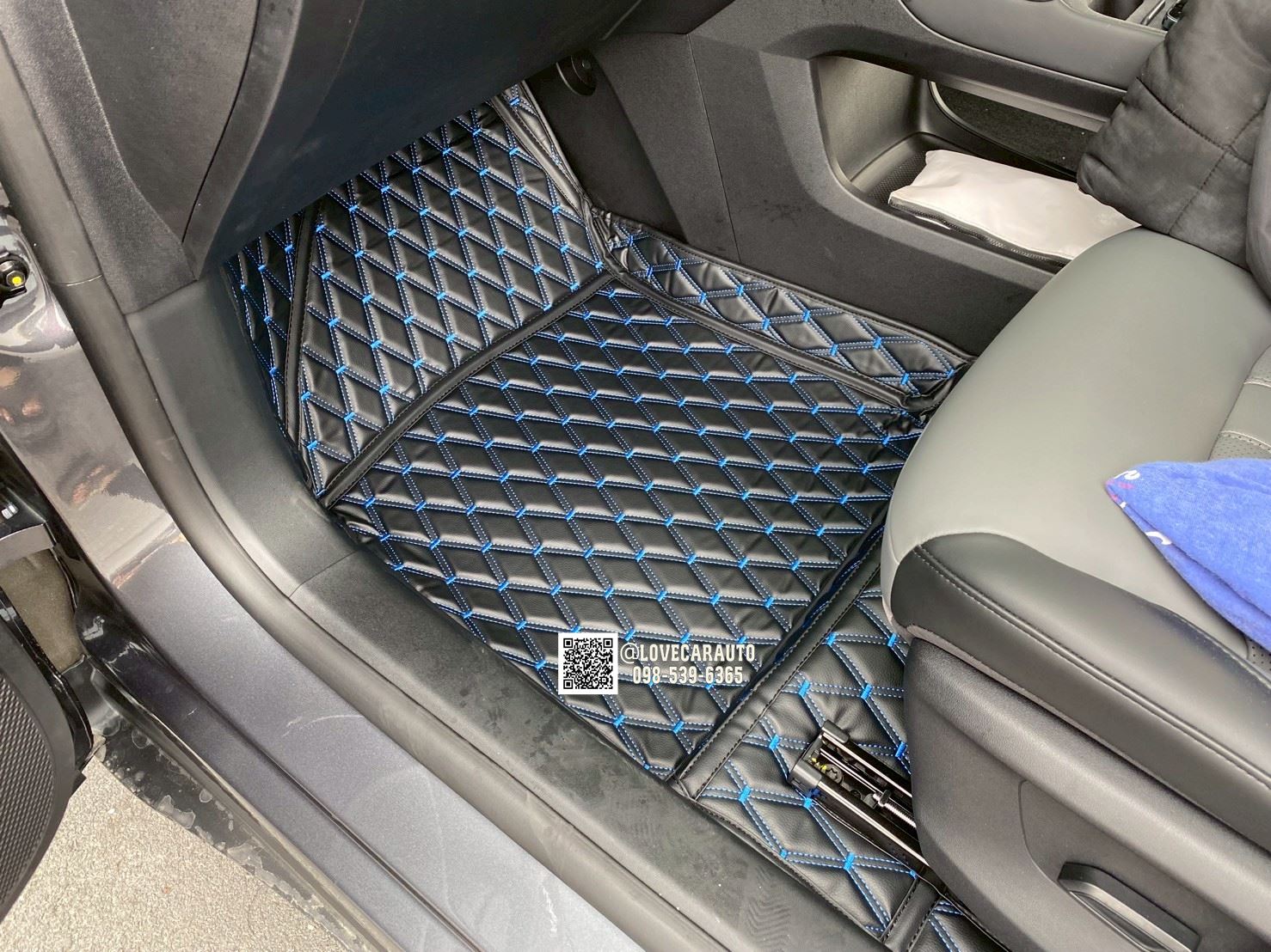 พรมปูพื้นรถยนต์ MG S5 EV vvip ดำด้ายน้ำเงิน