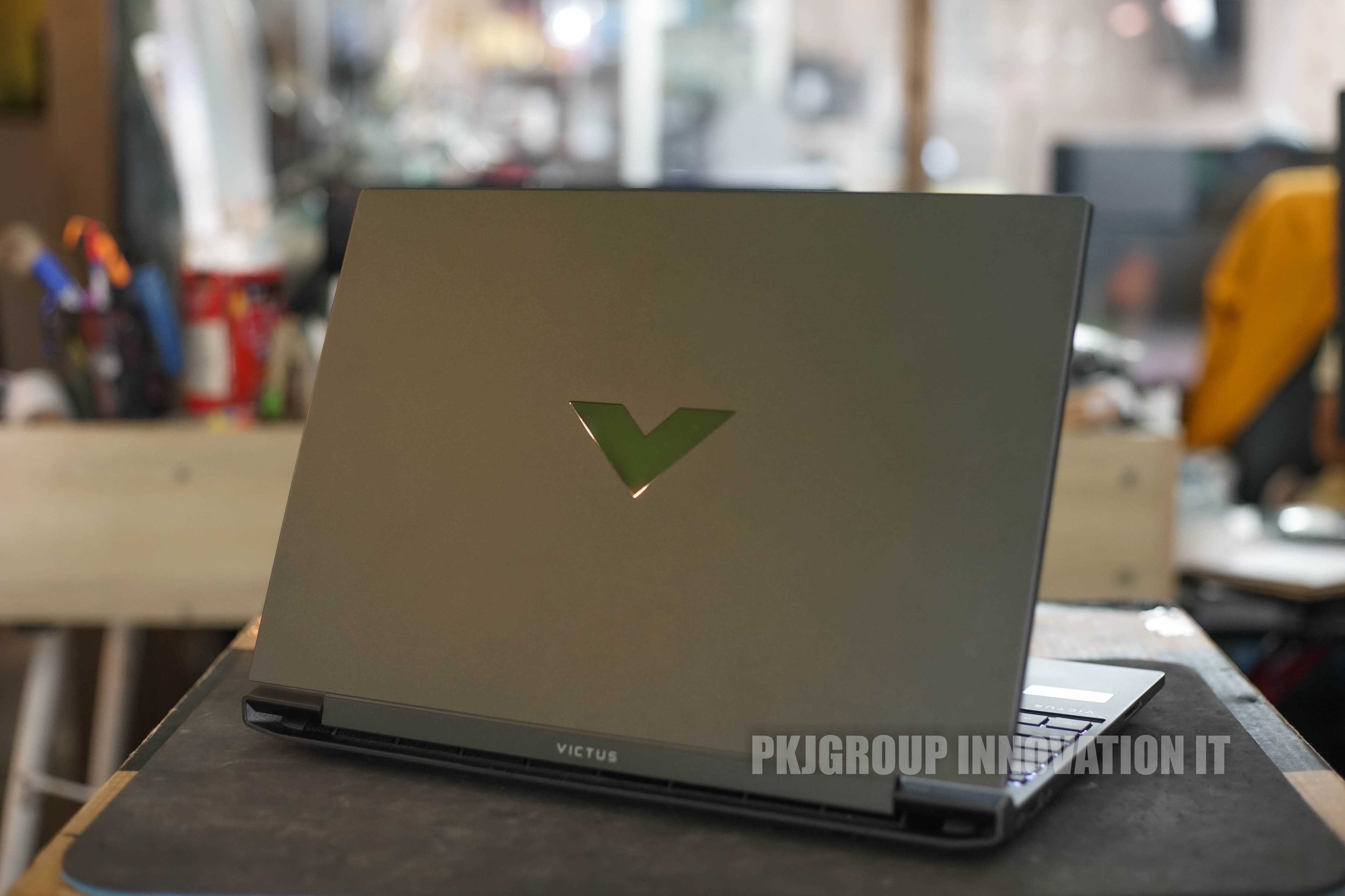 โน๊ตบุ๊คเล่นเกมมือสอง HP Victus 15-fb2022AX (A05GHPA) R7 8845HS RAM 16GB M.2 1TB RTX4060