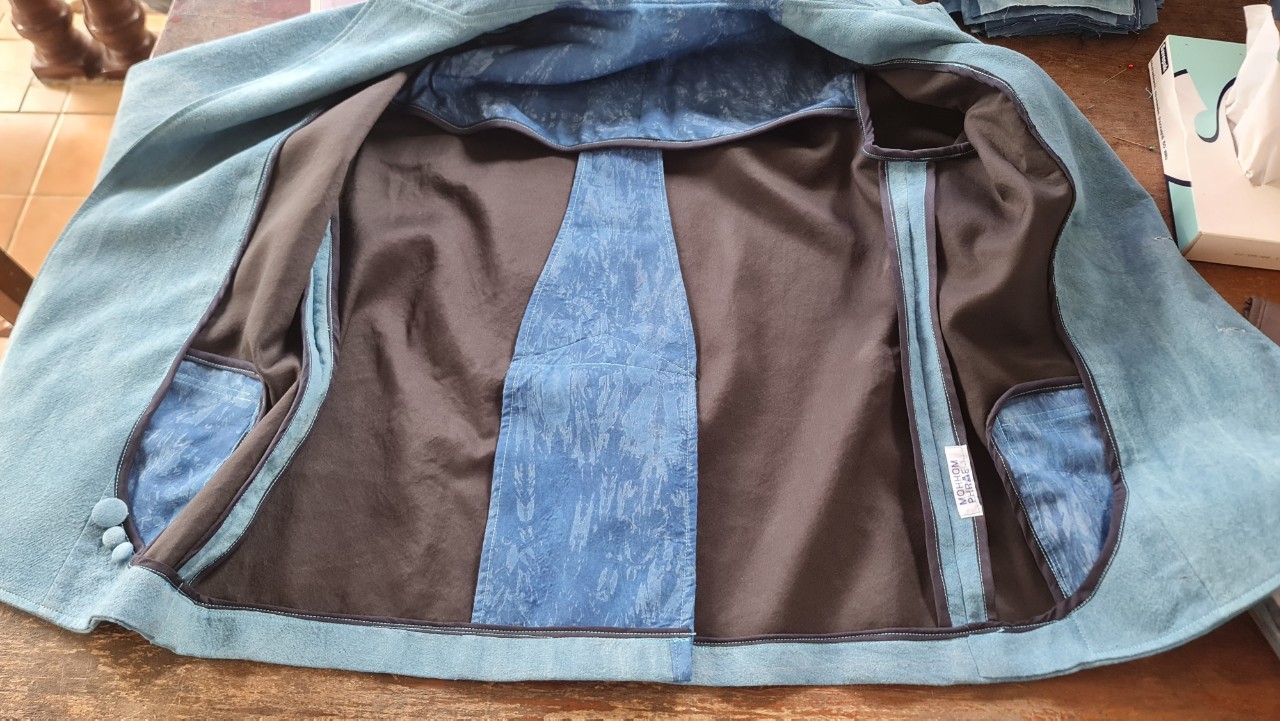 เบลเซอร์ สูหม้อห้อม