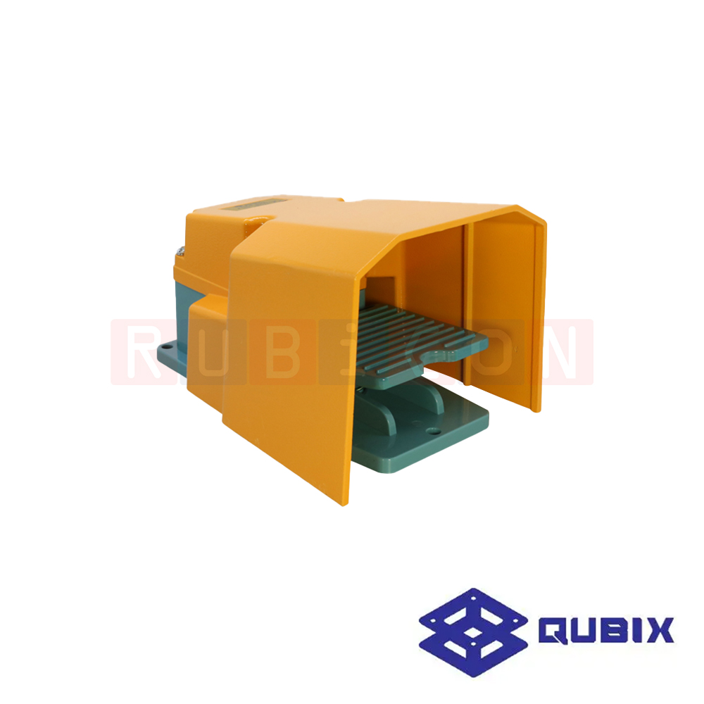QUBIX CFS-502 สวิตช์เท้าเหยีบ 15A / 250V ACCESSORY CABLE GLAND (NO CABLE) ALUMINUM CAST (FOOT SWITCH)