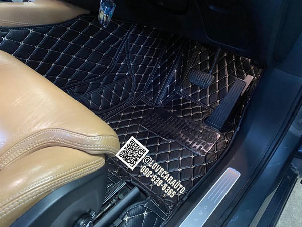 พรมปูพื้นรถยนต์ 6D Volvo XC90 ปี 2017 ลายเคฟล่าสีดำด้ายทอง