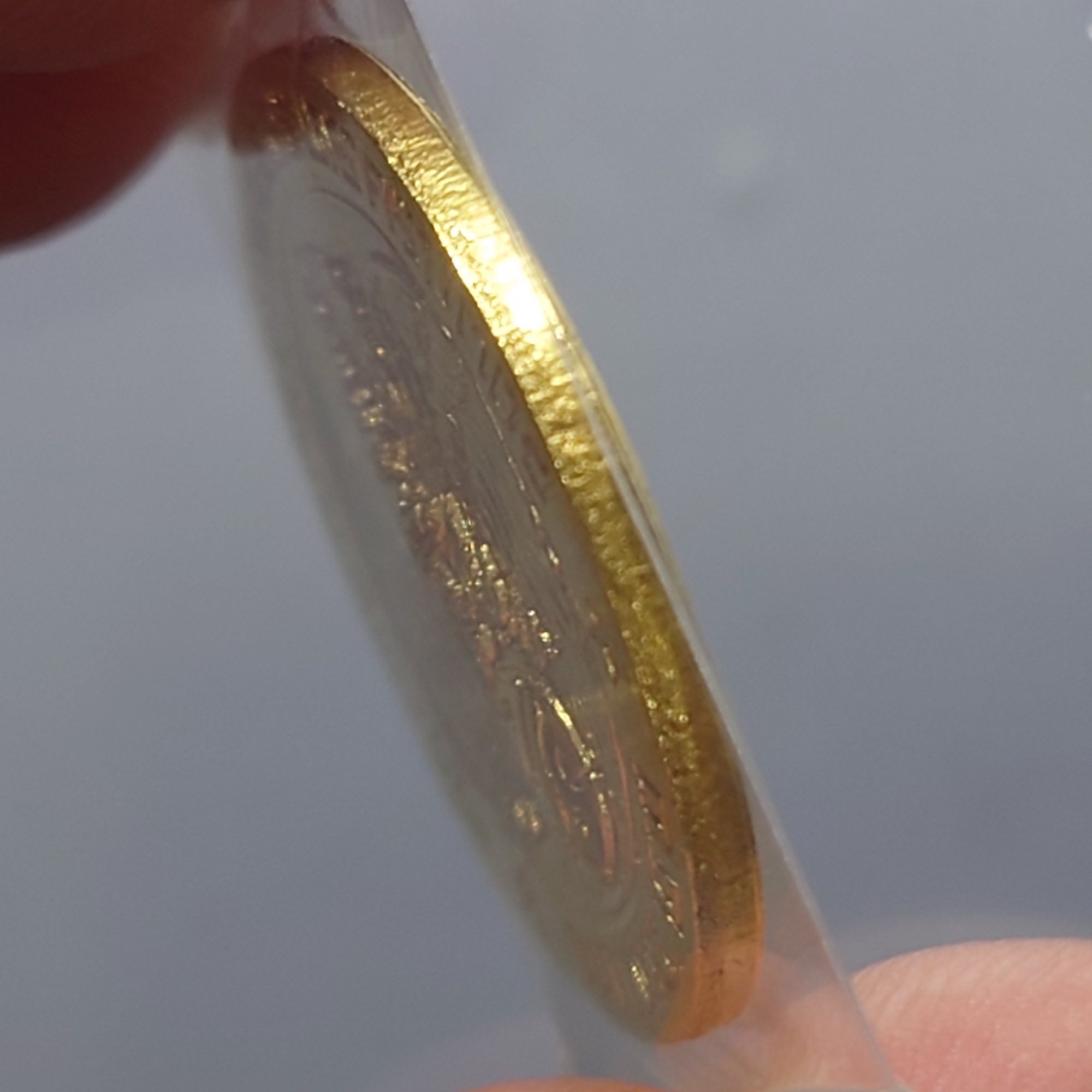 เหรียญที่ระลึก คุ้มเกล้า เนื้อ นวะกาหลั่ยทอง(ชุดแจก กรรมการ) พ.ศ. 2522 สภาพสวยเดิม