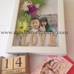 กรอบรูปทรงลึก + การ์ด