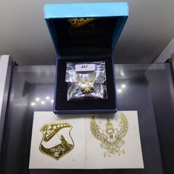 พญาครุฑ เจริญยศ เสริมบารมี ลาภผลพูนทวี ครบ 100 ปีแห่งการสถาปนา กองบิน 5 หลวงพ่อวราห์ วัดโพธิทอง ปี 2565 พร้อมกล่องเดิม