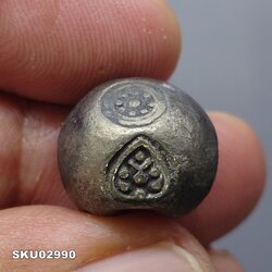 พดด้วง ขนาด 1 บาท ตราพุ่มข้าวบิณฑ์ สมัยอยุธยา สภาพสวย