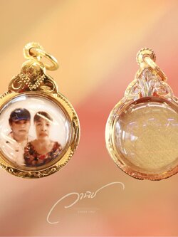 รับทำ ล็อกเก็ตเลี่ยมทอง จี้ล็อกเก็ต ล็อกเก็ตพ่อแม่ เลี่ยมกรอบทองแท้ By WANICH