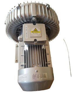 ปั๊มลมเป่าแห้งรถยนต์สำหรับร้านคาร์แคร์ ขนาด 4 Kw 380V ท่อขนาด 2 นิ้ว เหมาะกับงานล้างรถยนต์