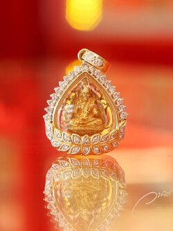 รับเลี่ยมพระ กรอบพระ ตลับทองฝังเพชรพลอย ร้านเลี่ยมพระอยุธยา