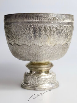 ชุดขันเงินและพานเงิน แกะลายธรรมชาติและสัตว์ป่า