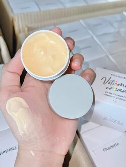 ครีมชาร์ลอตต์ วิตามินสด ของแท้100%7g.