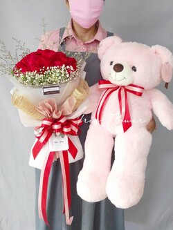 ตุ๊กตาหมี 60cm.และช่อดอกกุหลาบ