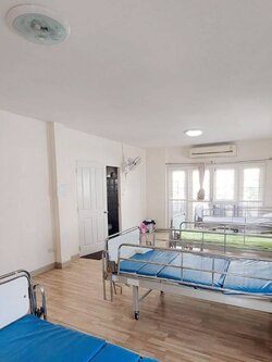 ห้อง 4 เตียง ชั้นบน