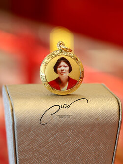 รับทำล็อกเก็ตหินอ่อน เลี่ยมกรอบทองคำแท้ By WANICH