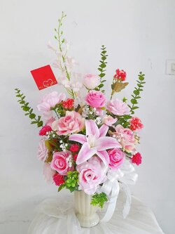 แจกันดอกไม้ประดิษฐ์ (มีสินค้าพร้อมจำหน่ายค่ะ)