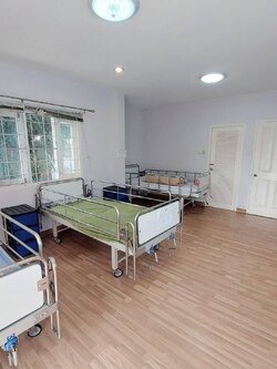 ห้อง 3 เตียง ชั้นบน