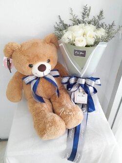 ตุ๊กตาหมี 60cm และช่อดอกกุหลาบ