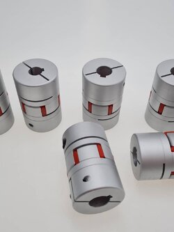 Jaw Coupling JM40C L65คัปปลิ่ง (ยอย)ประกบเพลา สำหรับเครื่อง CNC เครื่อง3D print และใช้ส่งกำลังเพลา ขนาด10มม ถึง 24 มม มีร่องลิ่ม