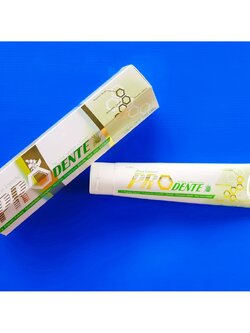 ยาสีฟันแอ็ดเวลโปรเด้นท์เต้ 160 g