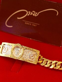 รับเปลี่ยนสายเลสหลวงพ่อรวย เป็นสายทองคำ ร้านอยู่ในตัวเมืองอยุธยา (ห้างทองทองดี)