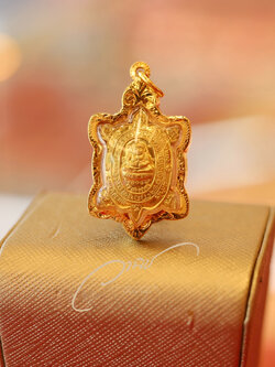 รับเลี่ยมพระ กรอบทองแท้กันน้ำ รอรับได้เลย (1-2 ชั่วโมง) ร้านเลี่ยมพระอยุธยา