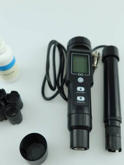 DO9100 เครื่องวัดอ๊อดซิเจนละลายน้ำสำหรับฟาร์มปลา หรือกุ้ง หรือตรวจสอบคุณภาพน้ำเสีย DO meter ใช้งานง่ายพกพาสะดวก