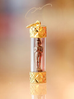 งานสั่งทำลูกค้า รูปหล่อลอยองค์ ไอ้ไข่ วัดเจดีย์ ปี2556 นำมาเลี่ยมปลอกตะกรุดปิดทองหัวท้าย