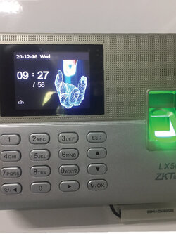 เครื่องสแกนลายนิ้วมือ ZKteco LX50