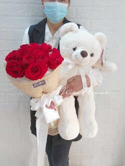 ตุ๊กตาหมี 60 cm และช่อดอกกุหลาบ