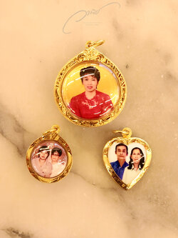 WANICH LOCKET ล็อกเก็ตรูปภาพเลี่ยมกรอบทองคำแท้ ของที่ระลึกสุดพรีเมี่ยม