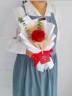 M003 มินิบูเก้ ช่อกุหลาบแดง 1 ดอก