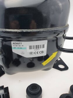 ADW77 คอมเพรสเชอร์ 1/4 แรงม้า R134a LBP สำหรับตู้แช่ ตู้เย็น Compressor ของใหม่ พร้อมอุปกรณ์ ดีเลย์ โอเวอร์โหลด