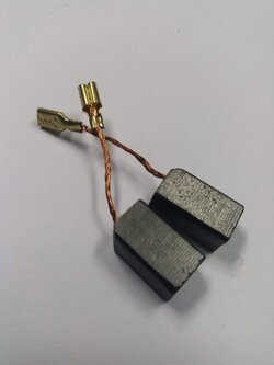 รหัสสินค้า 289 แปรงถ่าน ขนาด 6.1x7.9x13.7 แบบสายเสียบ