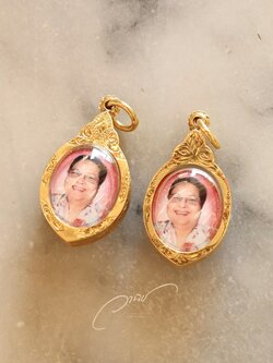 ล็อกเก็ตรูปภาพ เลี่ยมกรอบทองคำแท้ ล้อกเก็ตรูปพ่อแม่ ล็อกเก็ตหิน จี้รูปพ่อแม่ จี้ล็อกเก็ต